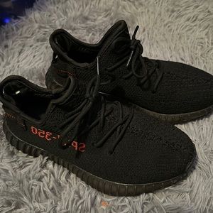 YEEZY BOOST 350 V2 'BRED'